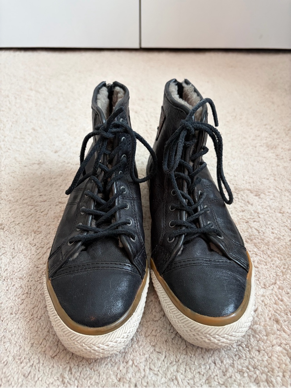 Frye Greene Black Leather Shearling Lined High Back Zip Bootie Sneaker Size 6.5M - Picture 3 of 10